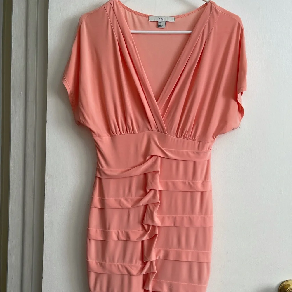 XXI Pink Bodycon Mini Party Cocktail Dress Size Medium - Picture 1 of 6